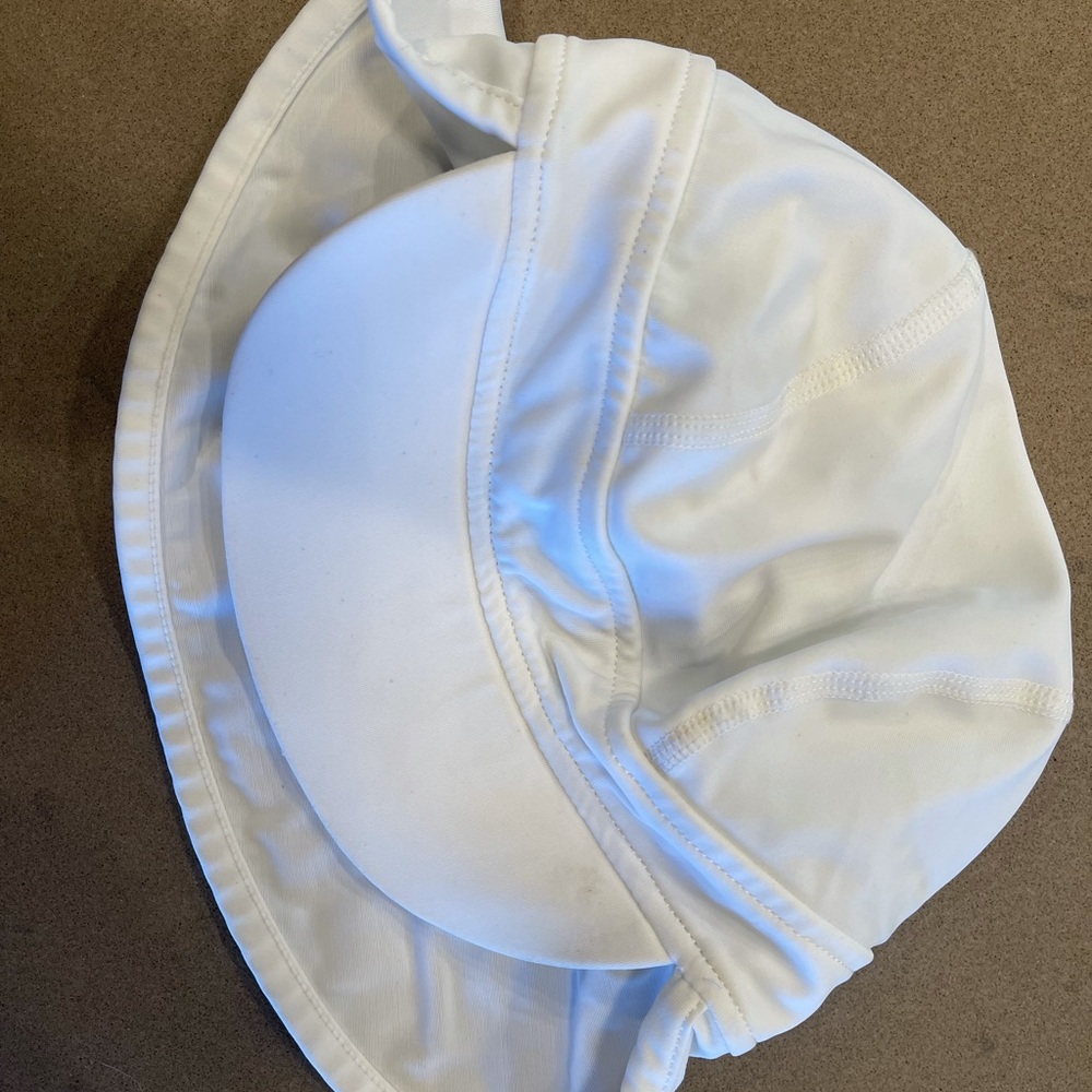 Hanna Andersson White Sunhat Size XS 3-12 M